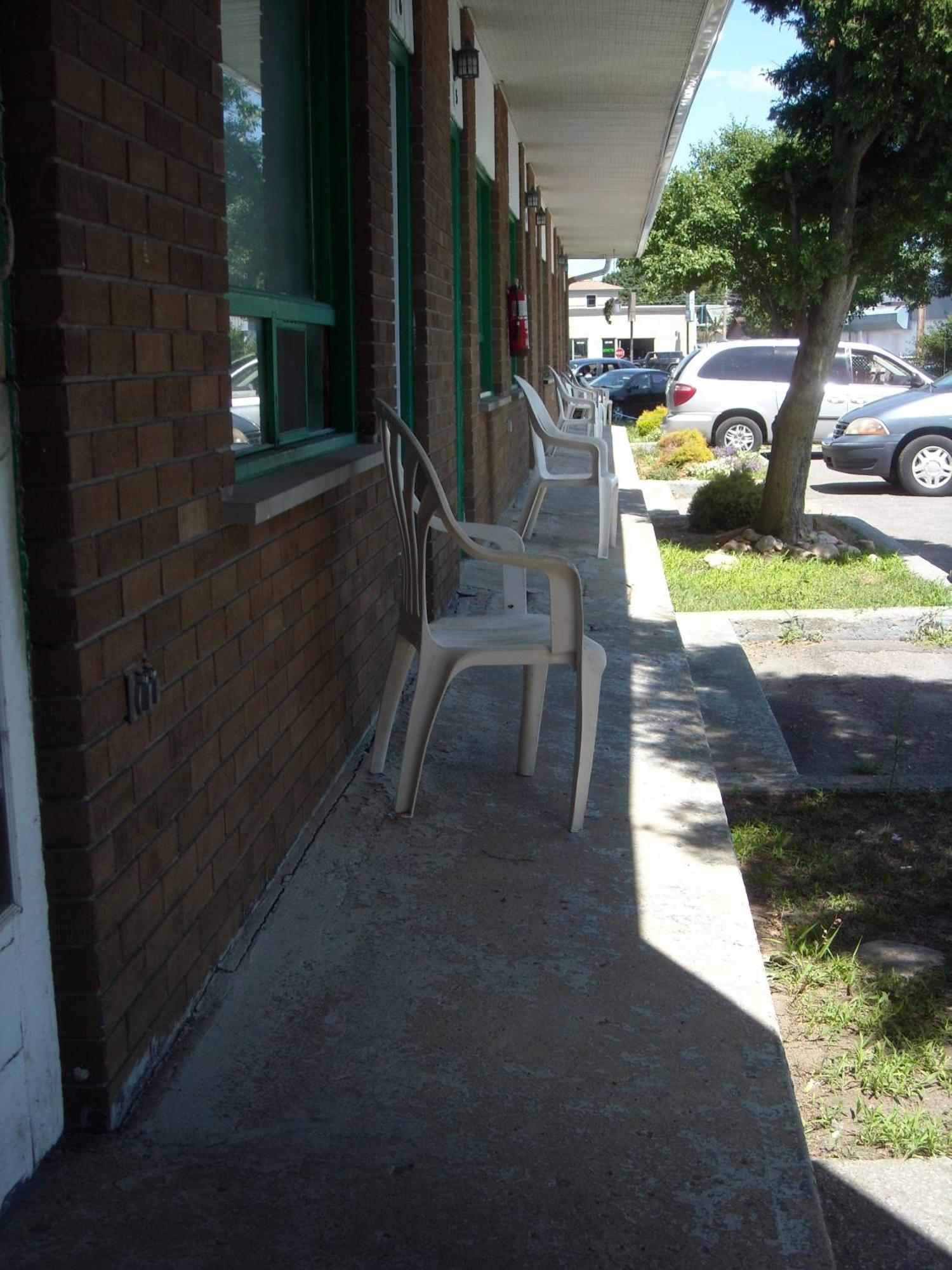 Motel Montreal Notre-Dame-de-l'Ile-Perrot Kültér fotó