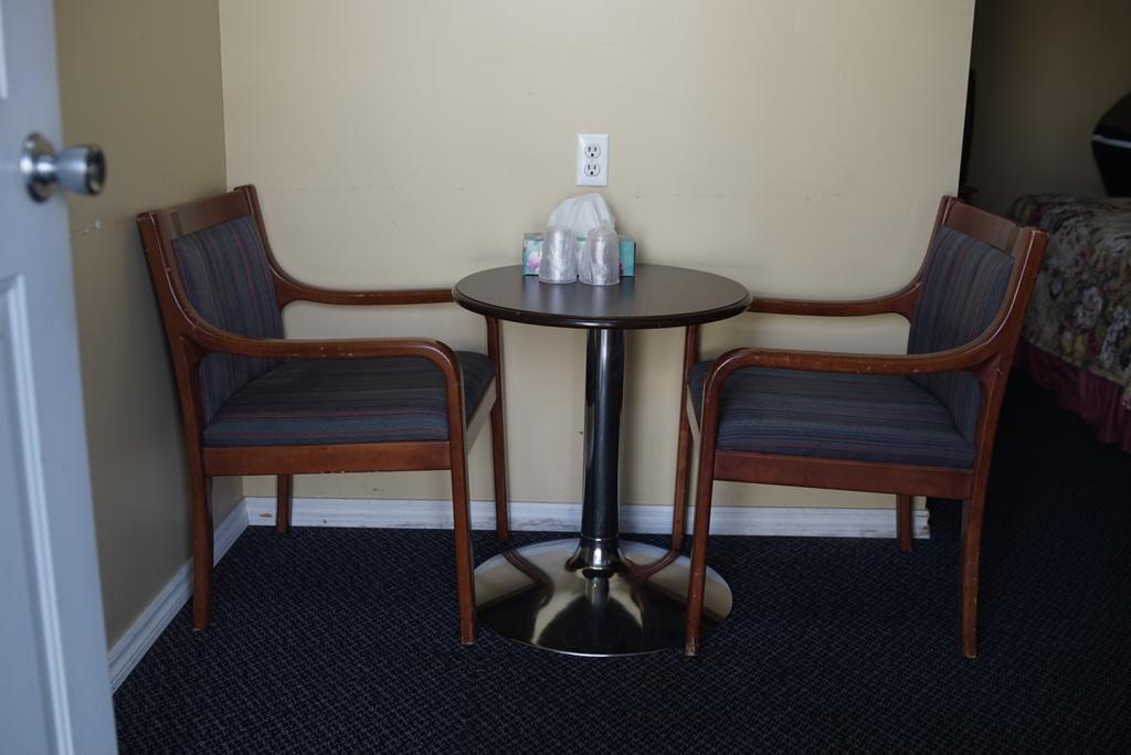 Motel Montreal Notre-Dame-de-l'Ile-Perrot Kültér fotó