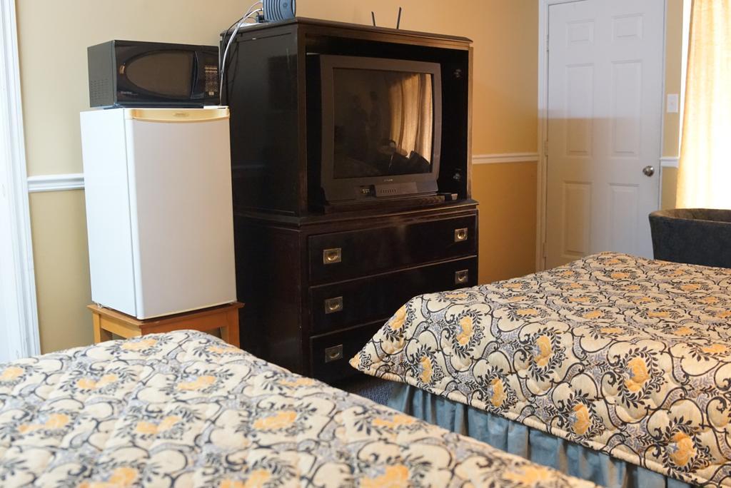 Motel Montreal Notre-Dame-de-l'Ile-Perrot Kültér fotó
