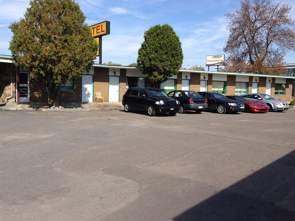 Motel Montreal Notre-Dame-de-l'Ile-Perrot Kültér fotó