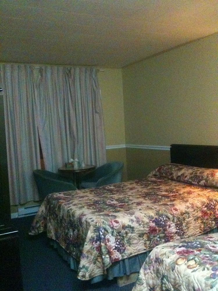 Motel Montreal Notre-Dame-de-l'Ile-Perrot Kültér fotó