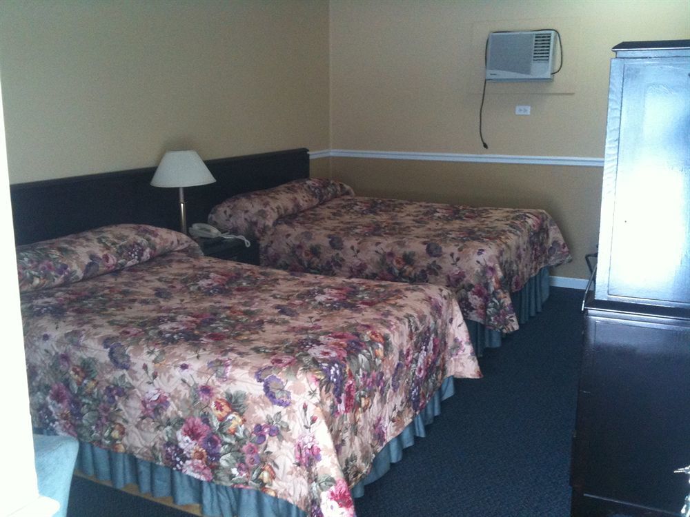 Motel Montreal Notre-Dame-de-l'Ile-Perrot Kültér fotó